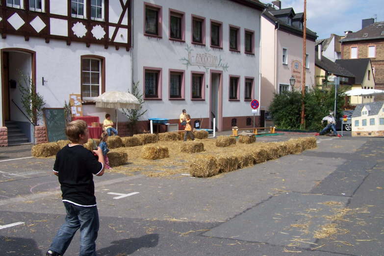 Der Turnverein bat zu historischen Spielen